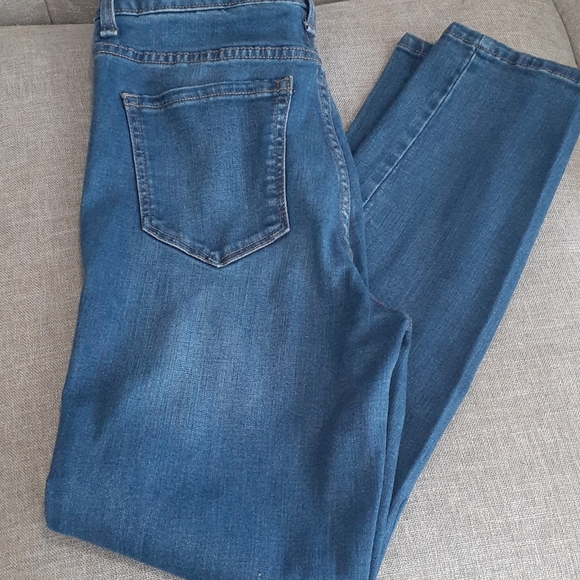 William Rast highrise blue Jean size 27 - Picture 1 of 12